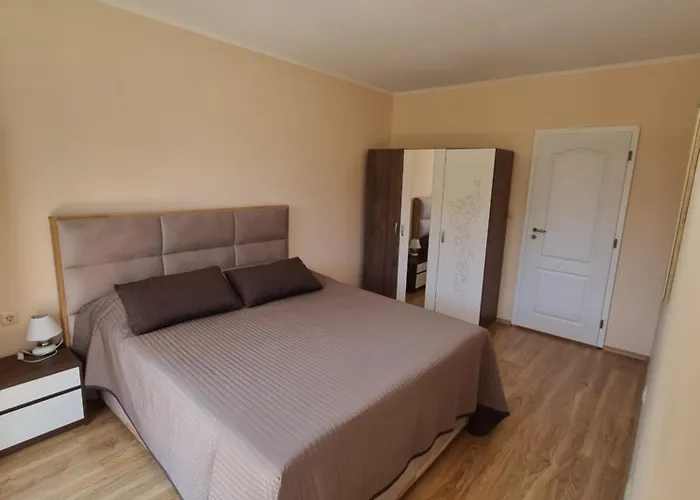 In A Luxurious Complex In Sunny